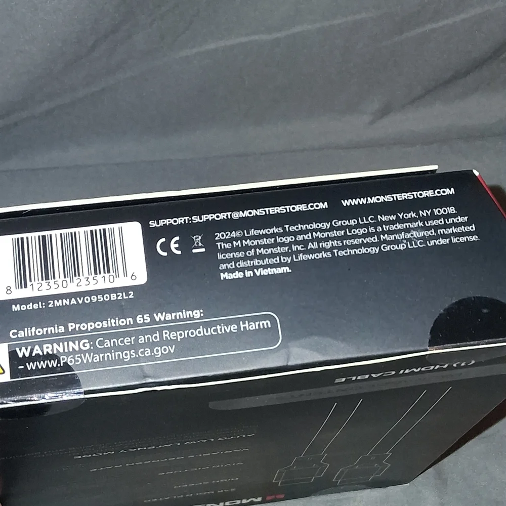 8K Ultra High Speed HDMI Cable - Black and Gold